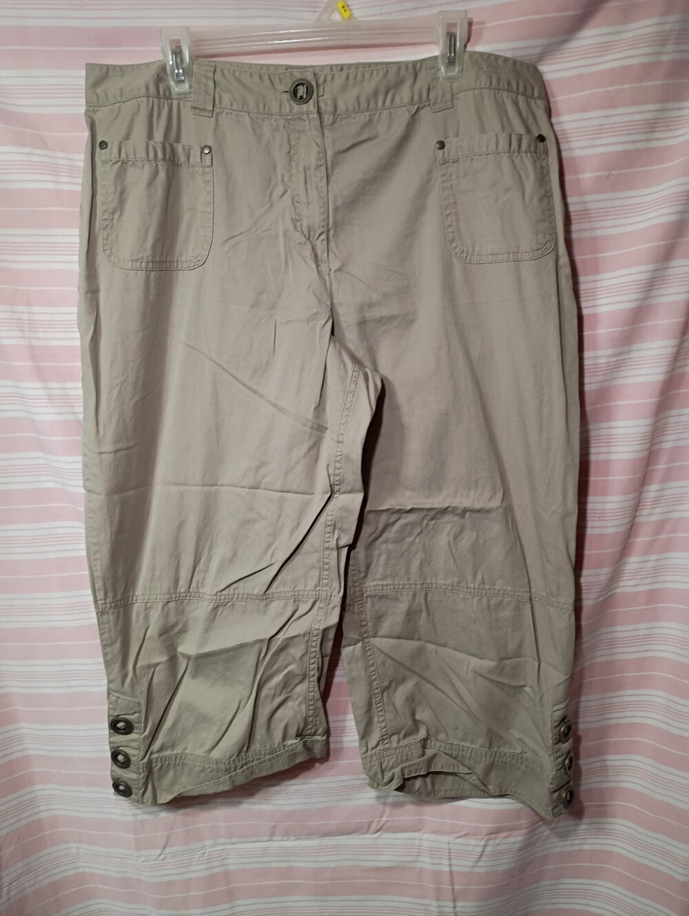 Christopher & Banks Taupe Button-Cuff Capris